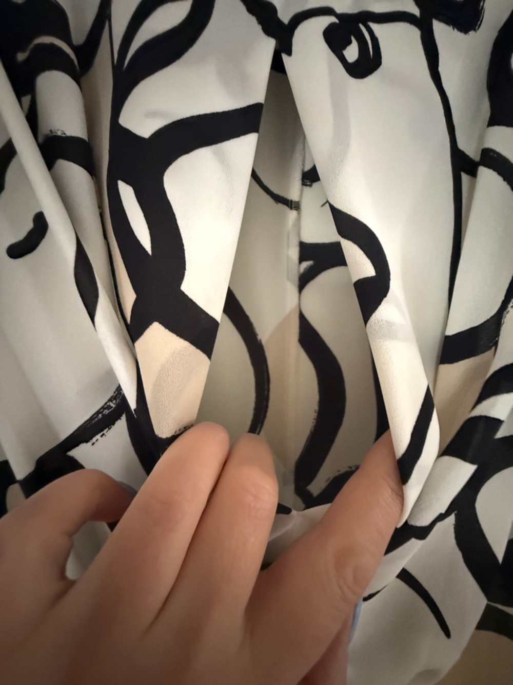 Armani Exchange Silk Blend Face Print Dress – Rare Statement Piece, Size 6 - Picture 5 of 13